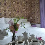 Chateau De Villers-bocage Villers-Bocage (Calvados)