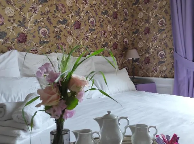 Chateau De Villers-bocage Villers-Bocage (Calvados)