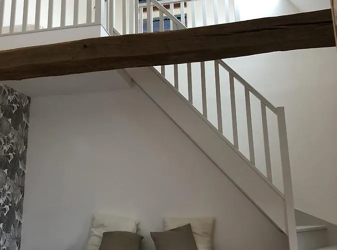 Chateau De Villers-bocage Villers-Bocage (Calvados)