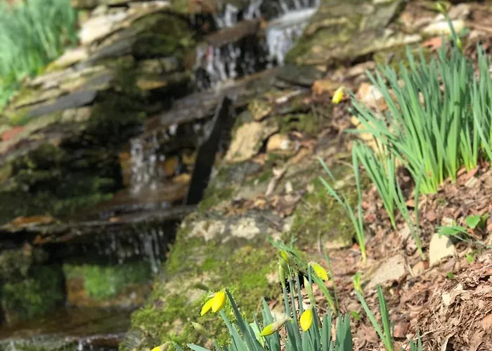 Chateau De Villers-bocage * Villers-Bocage (Calvados)