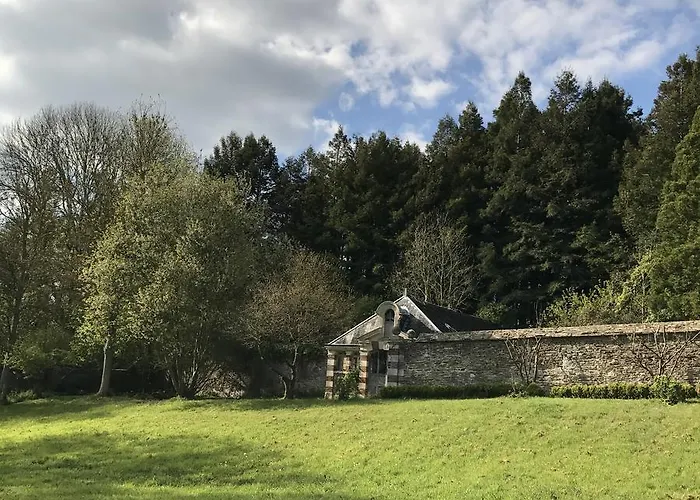 Chateau De Villers-bocage *